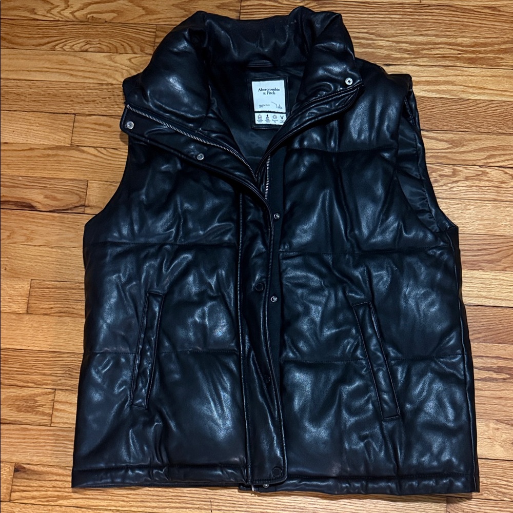 Abercrombie faux vegan leather puffer vest oversized L Large
